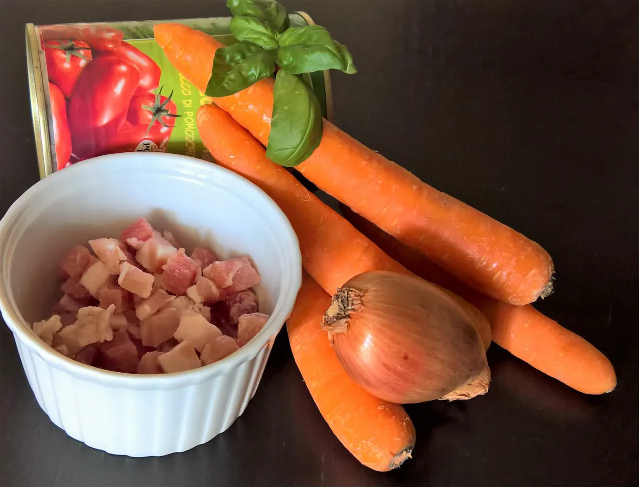 Rigatoni con carote e pancetta Rigatoni con carote e pancetta